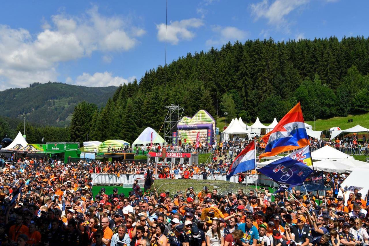 Grandprixcamp, Closest To The Red Bull Ring, Up To 4 Guests In A Tent Spielberg Bei Knittelfeld Exterior foto